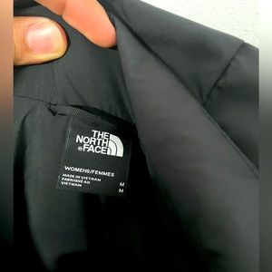 MEDIUM NorthFace Womens jacket. Black. Worn ONCE